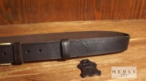 Ремень мужской кожаный коричневый с прострочкой. Артикул 835