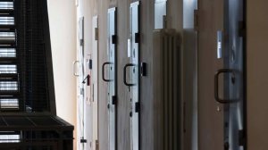 Суд в Колумбии освободил из СИЗО россиянина, объявившего голодовку