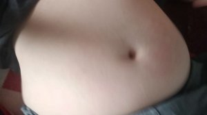 ИГРАЮ С ЖИВОТИКОМ🤤🤤🤤