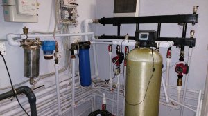 Ионизация воды. Работа Ионизатора наглядно. Так не защитит приборы обычная Аэрация!