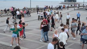 Летние танцы в Петербурге: Парк 300-летия Summer Dances in St. Petersburg: 300th Anniversary Park