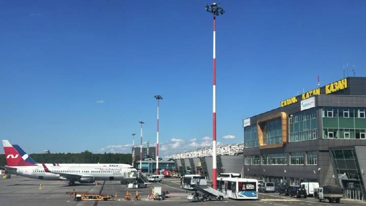 Аэропорт Казани временно не принимает самолеты