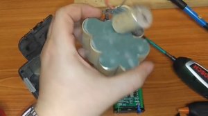 Как заменить аккумулятор для электроинструмента Интерскол ДА-12ЭР