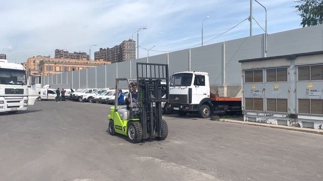 Дизельный вилочный погрузчик Zoomlion FD30Z, Bыcoтa подъема - 3 000 мм + опции