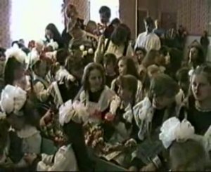 последний звонок 11 "Б" класс, школа № 2, Ржев, Тверская область, 1996 год