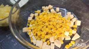 Салат из консервированных ананасов с сыром!