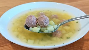 КАРТОФЕЛЬНЫЙ СУП с мясными фрикадельками