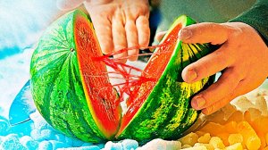 А вы знали, что случится с арбузом в жидком азоте?