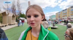 Жители Айхала отметили День соседей в стиле 90-ых