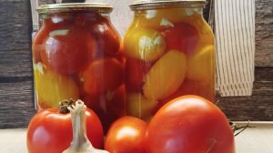 ЗАГОТОВКИ.ПОМИДОРЫ с ЧЕСНОКОМ,даже маринад не оставите!