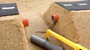 Молния Маккуин, Трактор, Автокран | Игрушки и машинки помогают друзьям | Bibo и игрушки