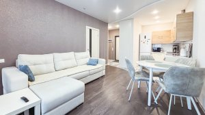 Рум-тур по евро 2-к квартире по адресу рп. Маркова, квартал Стрижи, 10, (ЖК «Квартал Стрижи»)