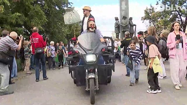 В Челябинске прошел фестиваль «Театры без крыш» смотреть онлайн