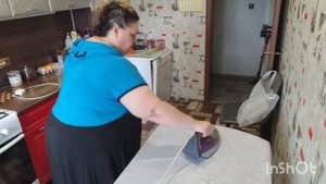 Самое интересное от мужа и сына) Глажу шторы) В конце видео повесили шторы) Благодарность❤️