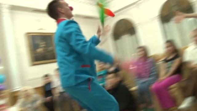 Жонглёр шоу