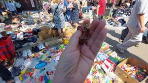 Барахолка на Удельной. Санкт-Петербург.