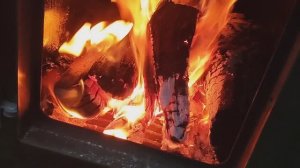 Дровяная печь для нагрева воды ванны для флайпампинга.