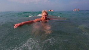 На море качка...