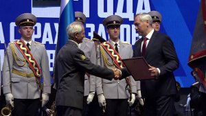 Губернатор Травников поздравил сотрудников регионального ГУ МВД с годовщиной управления