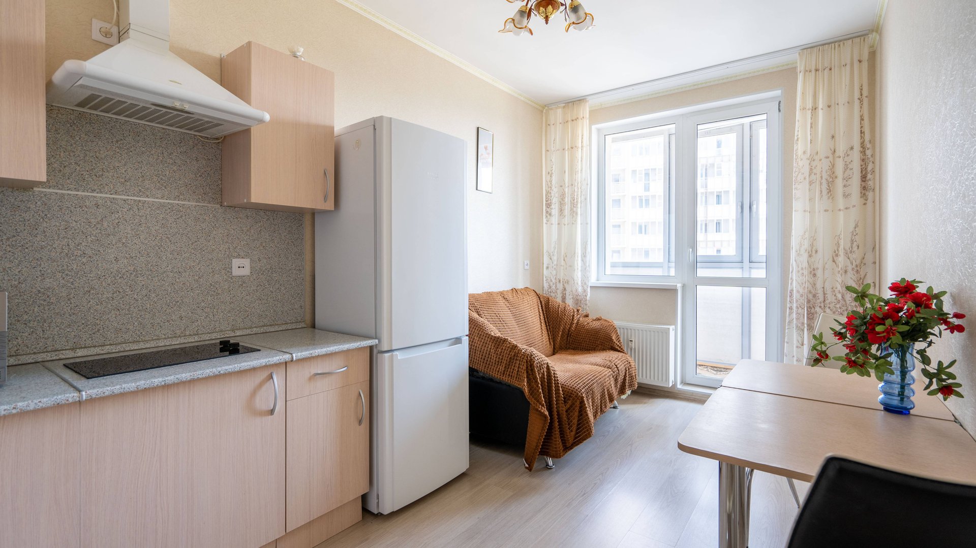 Купить 1 комн квартиру в Мурино возле метро
