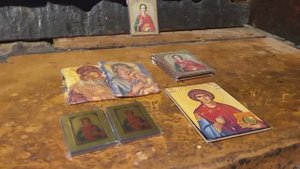 Иконы святого Пантелеймона Целителя, освященные в монастыре на мощах святого и чудотворном образе