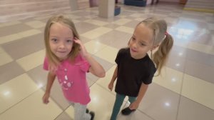 Тройняшки увидели крысу. Приехали на вокал.