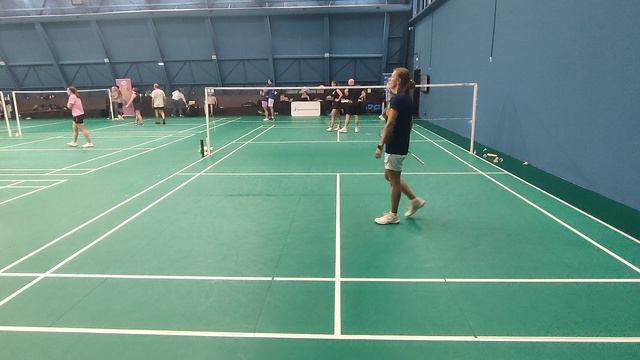 1/4 Бурмистров/Гончарова - Казенков/Фомичова 1 гейм