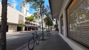 HAwaii-Waikiki-Today-Walking-Tour-on-the-Street-and-Beach-wa