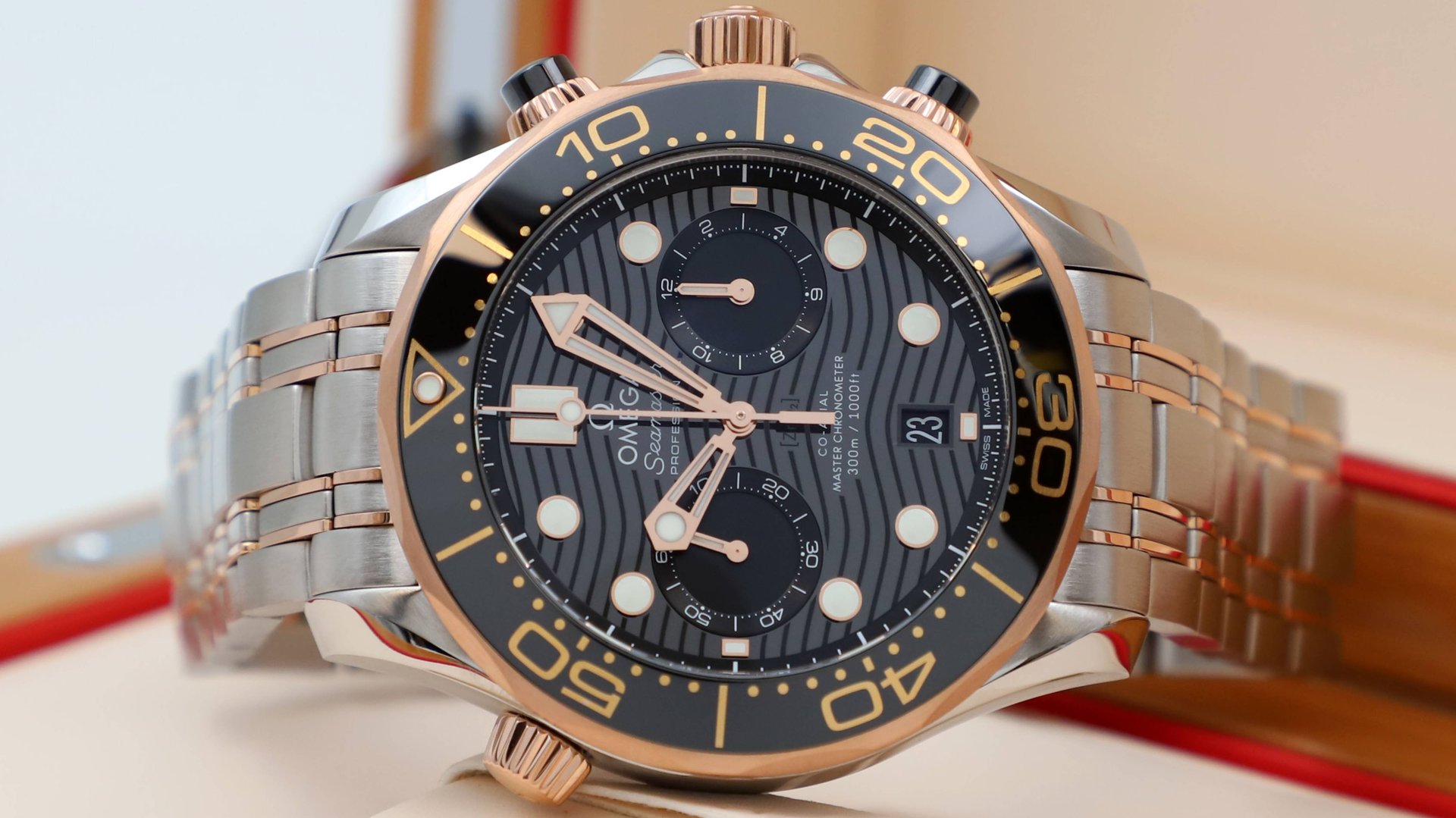 Omega Seamaster Diver 300M Co-Axial Master Chronometer Chronograph 44 mm 210.20.44.51.01.001 смотреть онлайн