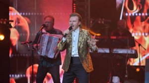 Надежда Кадышева и Григорий Кадышев "Плывет веночек". Омск. G-Drive Арена (26.09.2025)