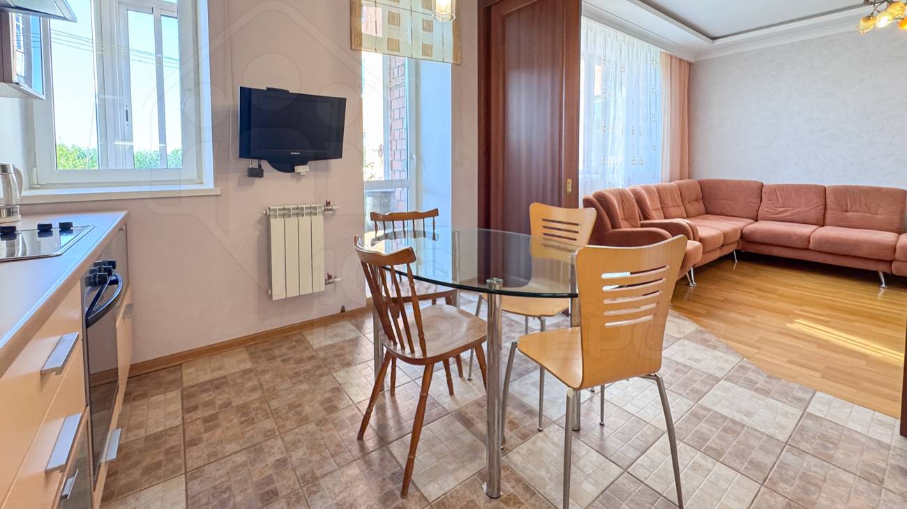 Рум-тур по 3-к квартире на Игошина, 3 (аренда, Иркутск) смотреть онлайн