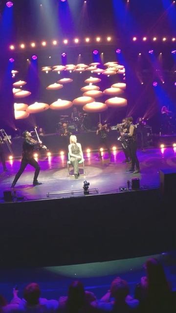 CONCORD ORCHESTRA СИМФОНИЧЕСКИЕ РОК-ХИТЫ.  Guns N' Roses - Don't cry смотреть онлайн