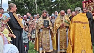 Корсунская пустынь . Крестный ход .