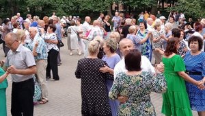 Женщина вишня..... 10.08.25 Гомель парк Луначарского 🥰💫