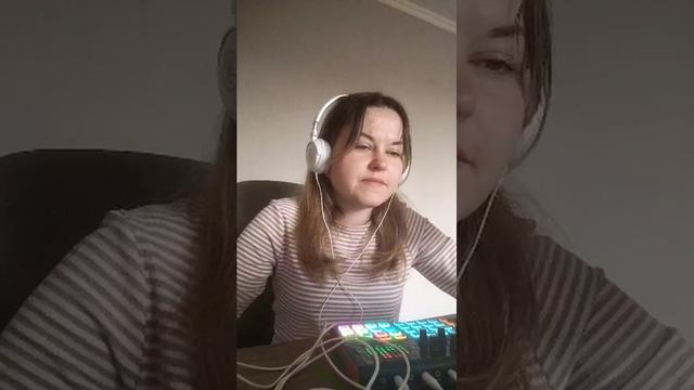 слушаем новые песни