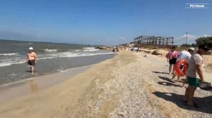 ГОЛУБИЦКАЯ Азовское море Центральный пляж сегодня 12 августа 2025. Погода в Голубицкой сейчас.