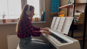 О. Арнальдс - "Near Light" ("Ближний свет")