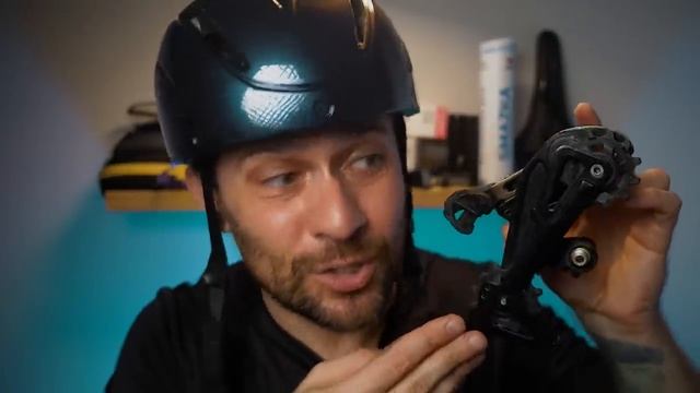 АСМР Барыга На Рынке Впаривает Тебе БУ Запчасти Для Велосипеда смотреть онлайн