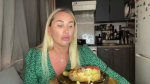 МИСТИЧЕСКИЕ ИСТОРИИ /МУКБАНГ ЗАПЕЧЕННАЯ КАРТОШКА С САЛОМ