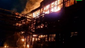 Лакокрасочный завод загорелся в Ярославле