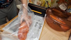 12.08.25.Пришло время заготавливать лосось на зиму.