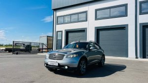 Infiniti FX35, 2005 год