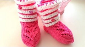 Детские носочки - пинетки спицами с ажурным узором