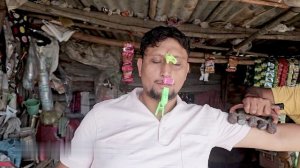 Интенсивный точечный массаж головы и надавливающий точечный массаж