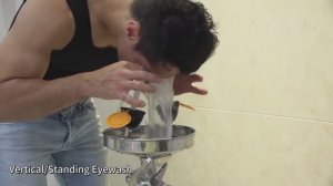 Вертикальный фонтан для промывки глаз