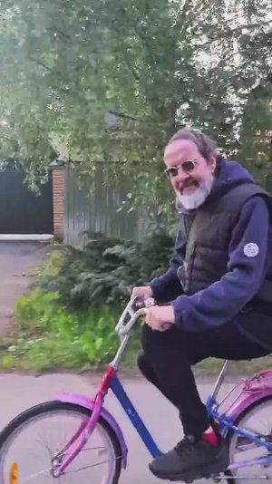 Я куплю себе всё купе и поеду вот так на юг.