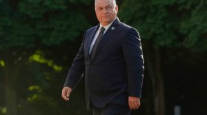 Орбан: Венгрия могла бы развалить Украину за день