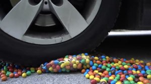 Машиной раздавливаем