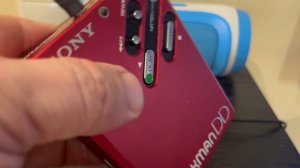 Walkman Sony DD Red