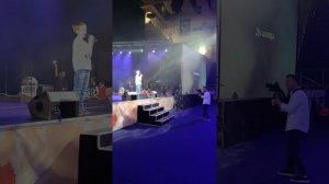 "Встанем" автор: Шаман 
в исполнении Артурса Росниса